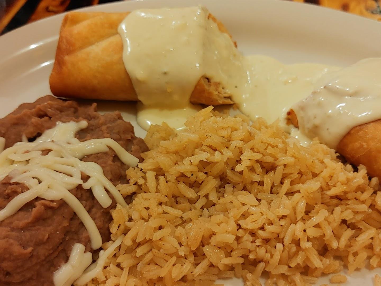 YAMI YUMMY OGDEN KS & Fritanga Nicaraguense